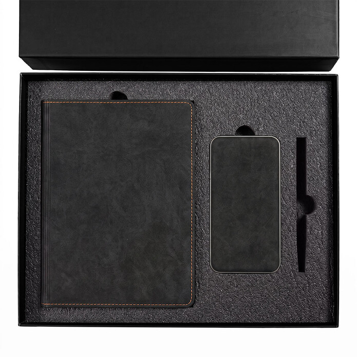 Набор подарочный EMBER: ежедневник и power bank в коробке с ложементом
