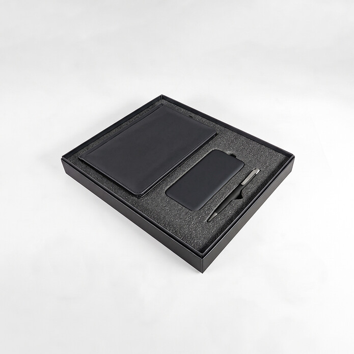 Набор подарочный BLISS: ежедневник, ручка и power bank в коробке с ложементом